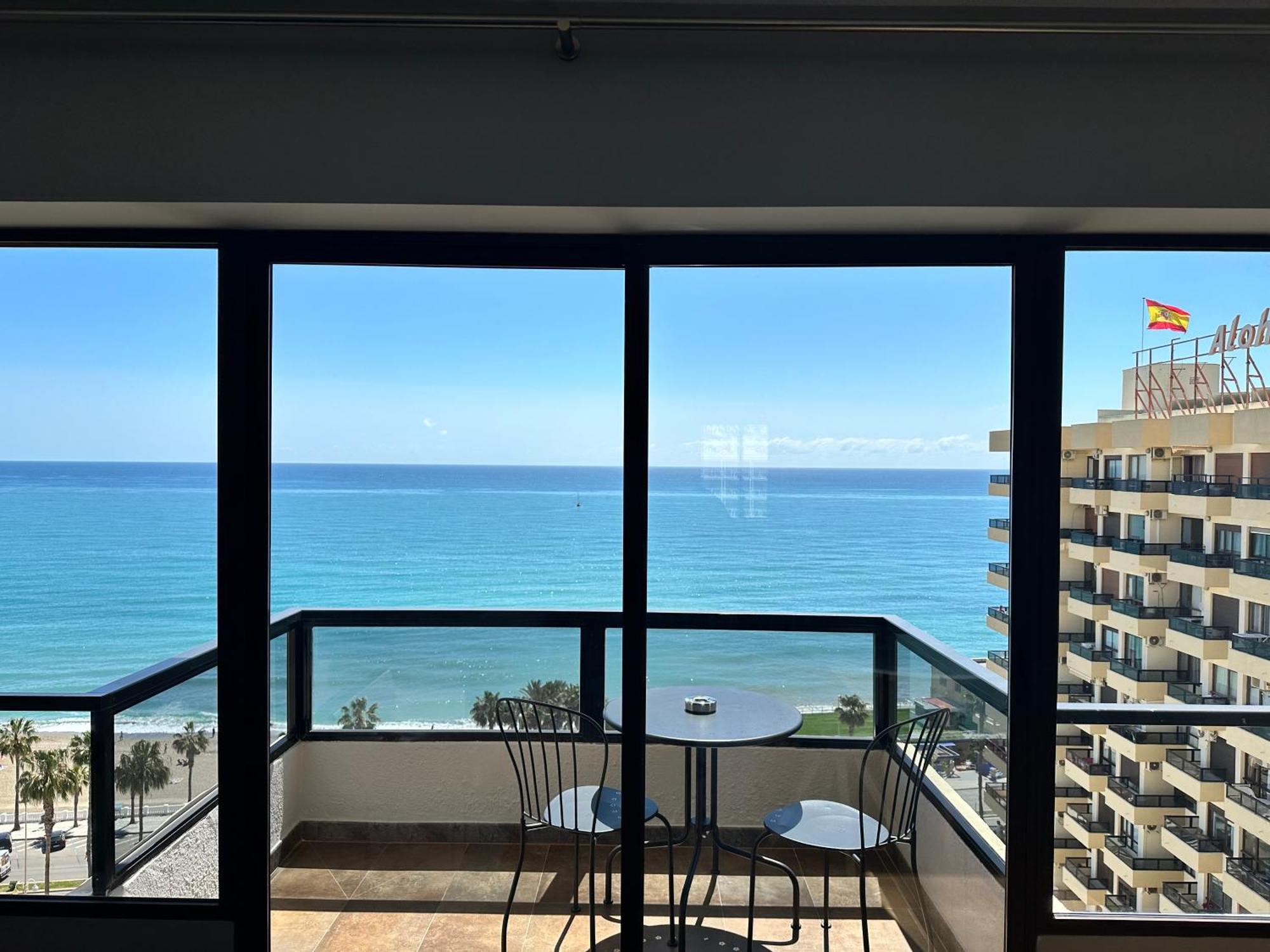 Aloha Playa Sol Y Mar Apartment Benalmadena Exterior photo